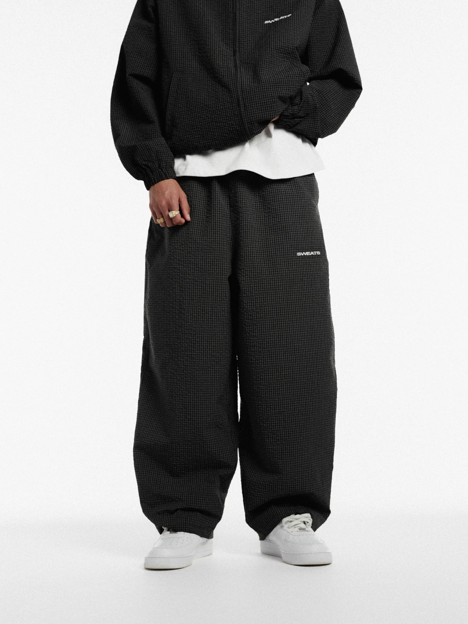 CHECKERED TRACK PANT - BLACK/WHITE - Image 3