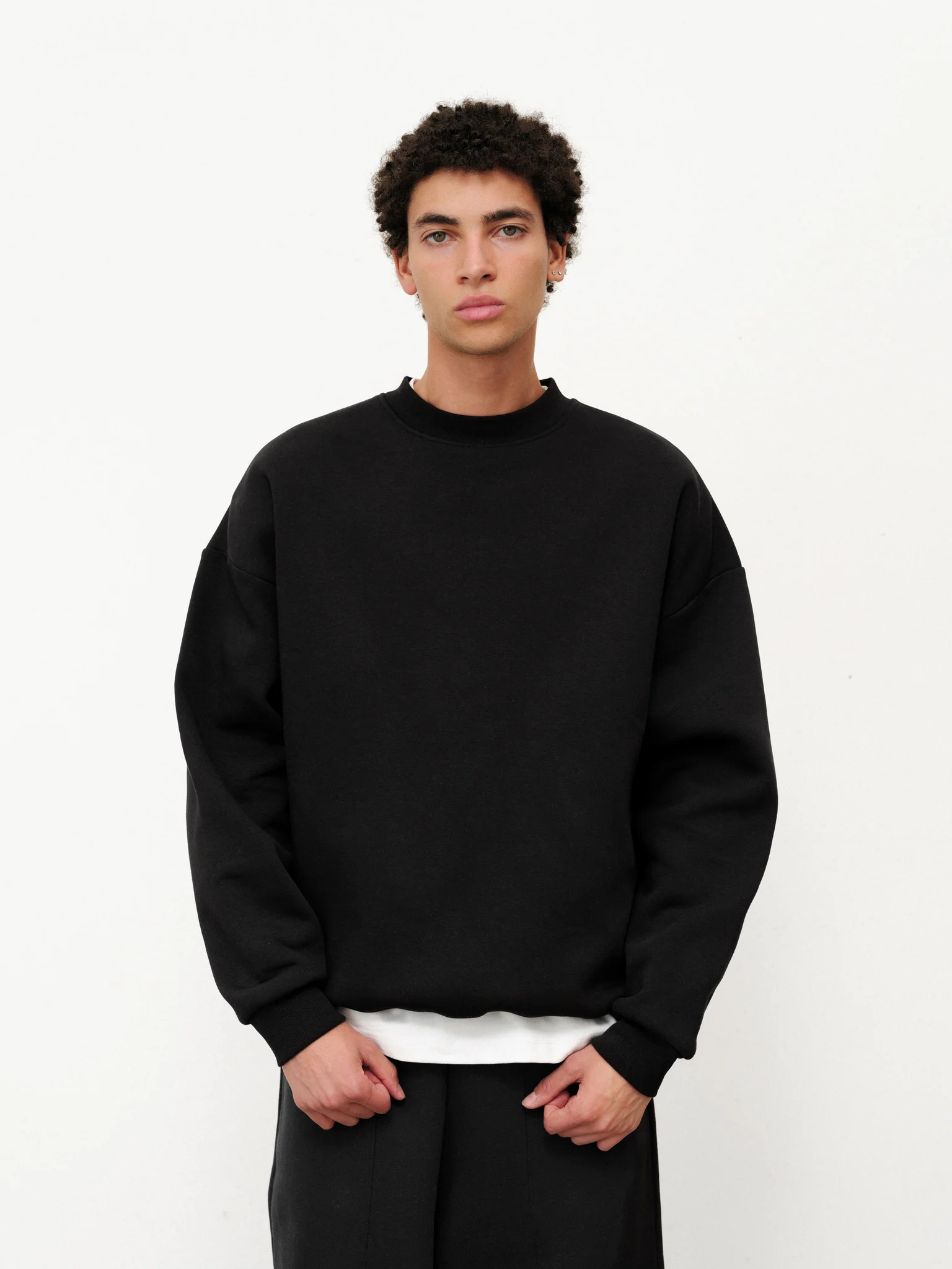 COZY SWEATER - BLACK - Image 3