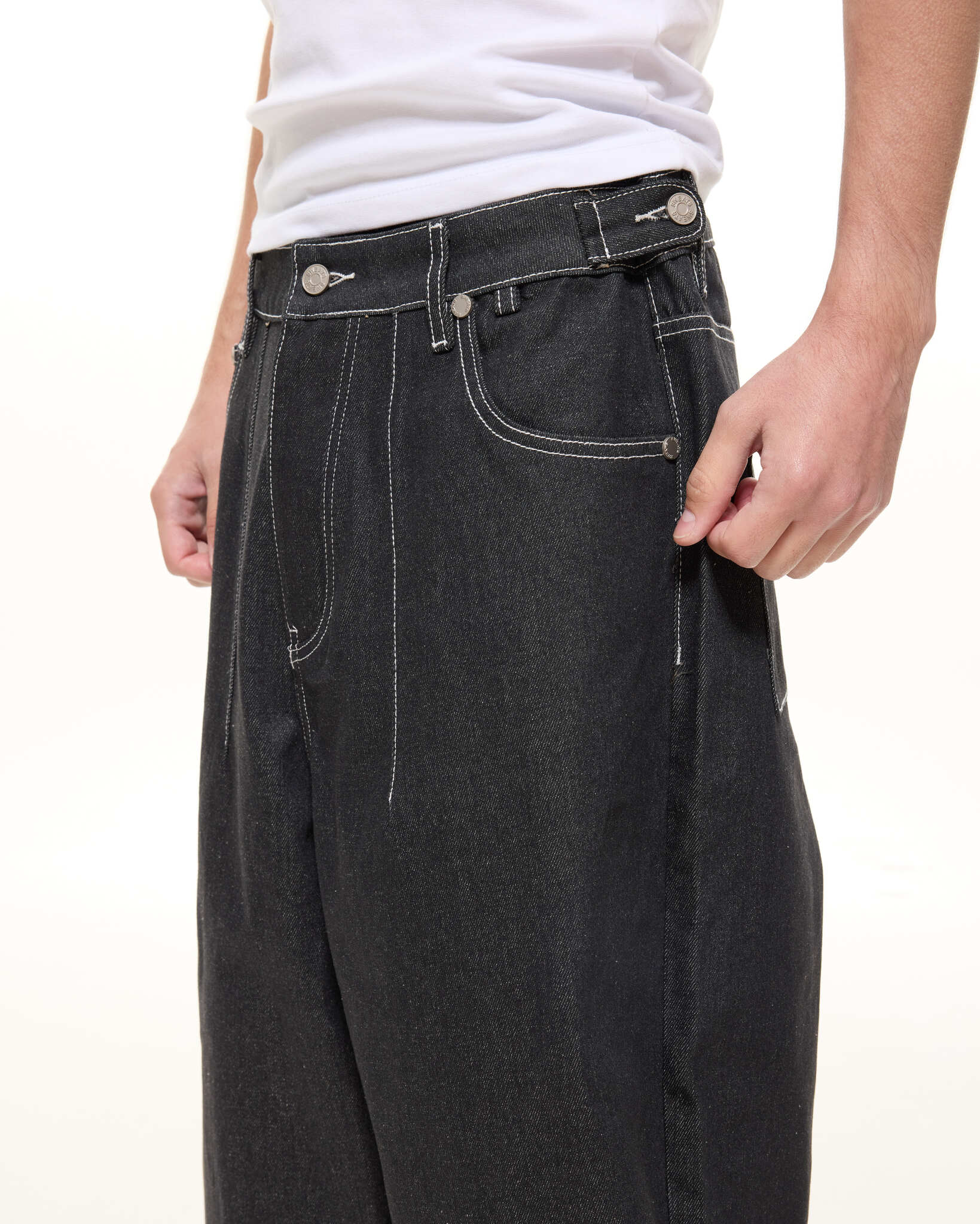 DENIM BAGGY JEANS - BLACK - Image 9