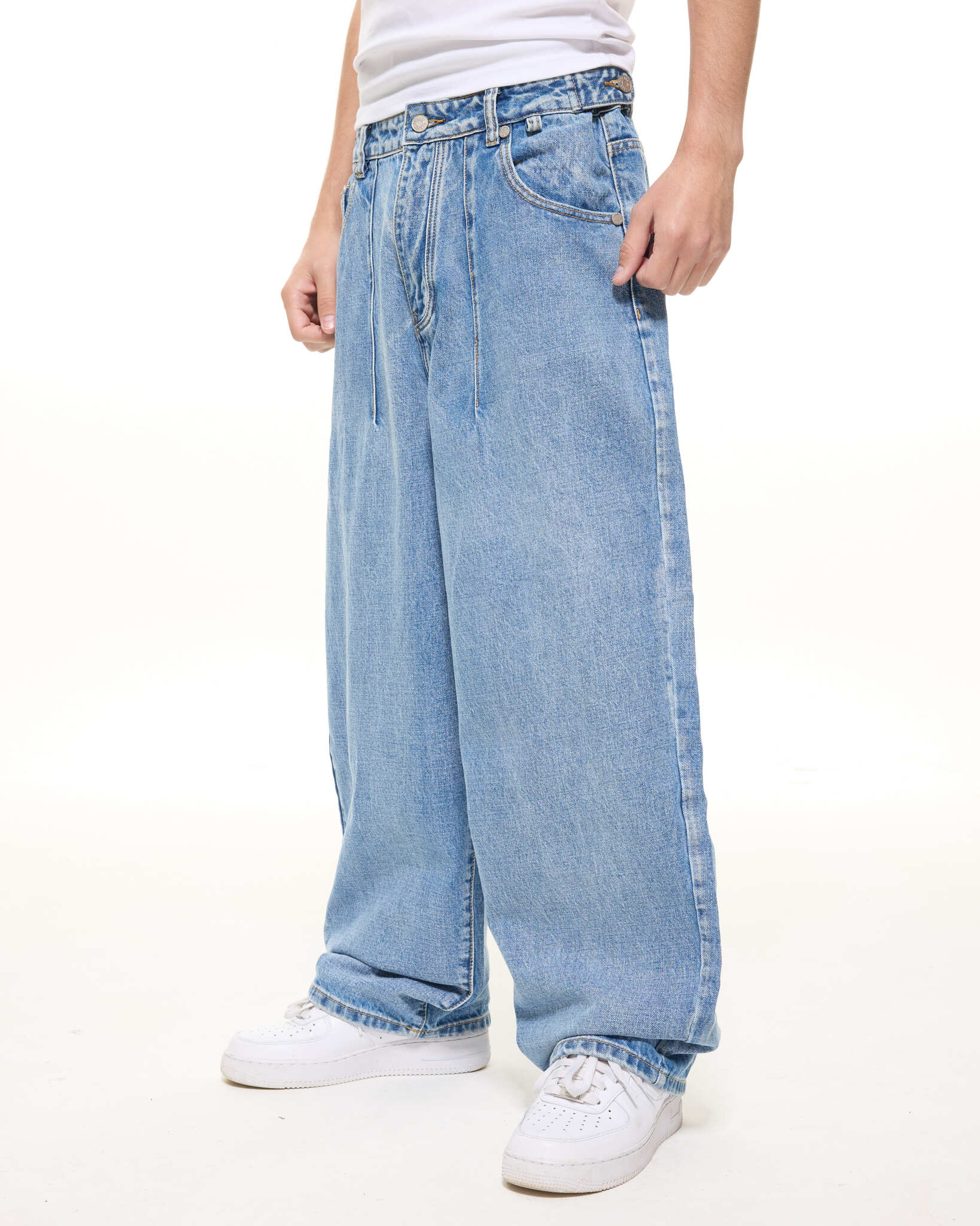 DENIM BAGGY JEANS - LIGHT BLUE - Image 3