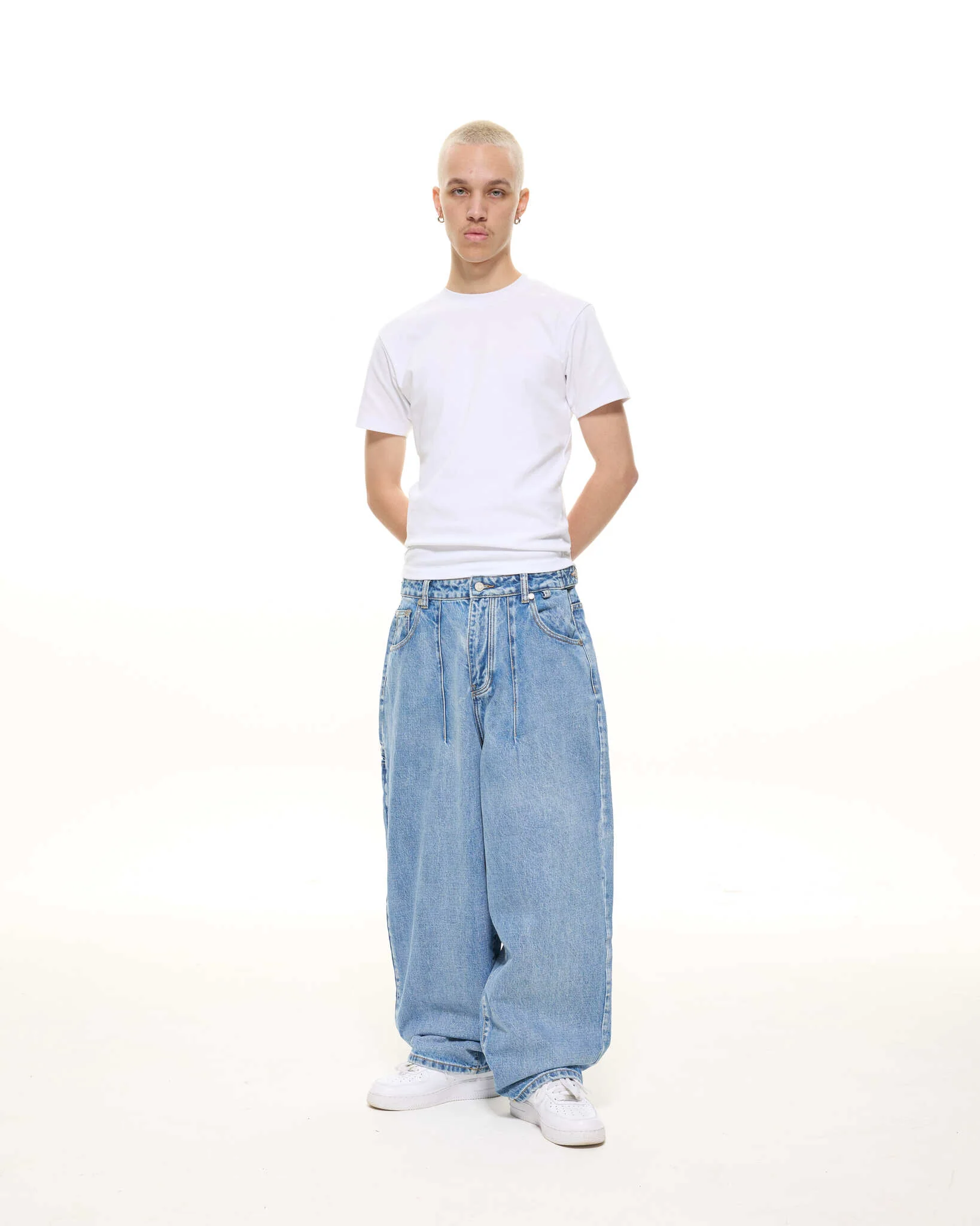 DENIM BAGGY JEANS - LIGHT BLUE - Image 5