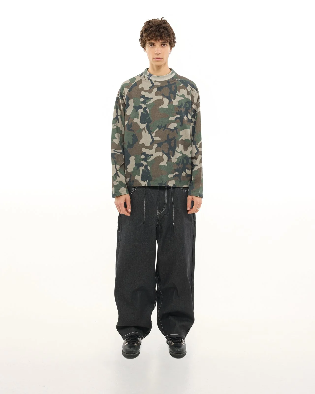 Long Sleeve T-Shirt - Camo - Image 4