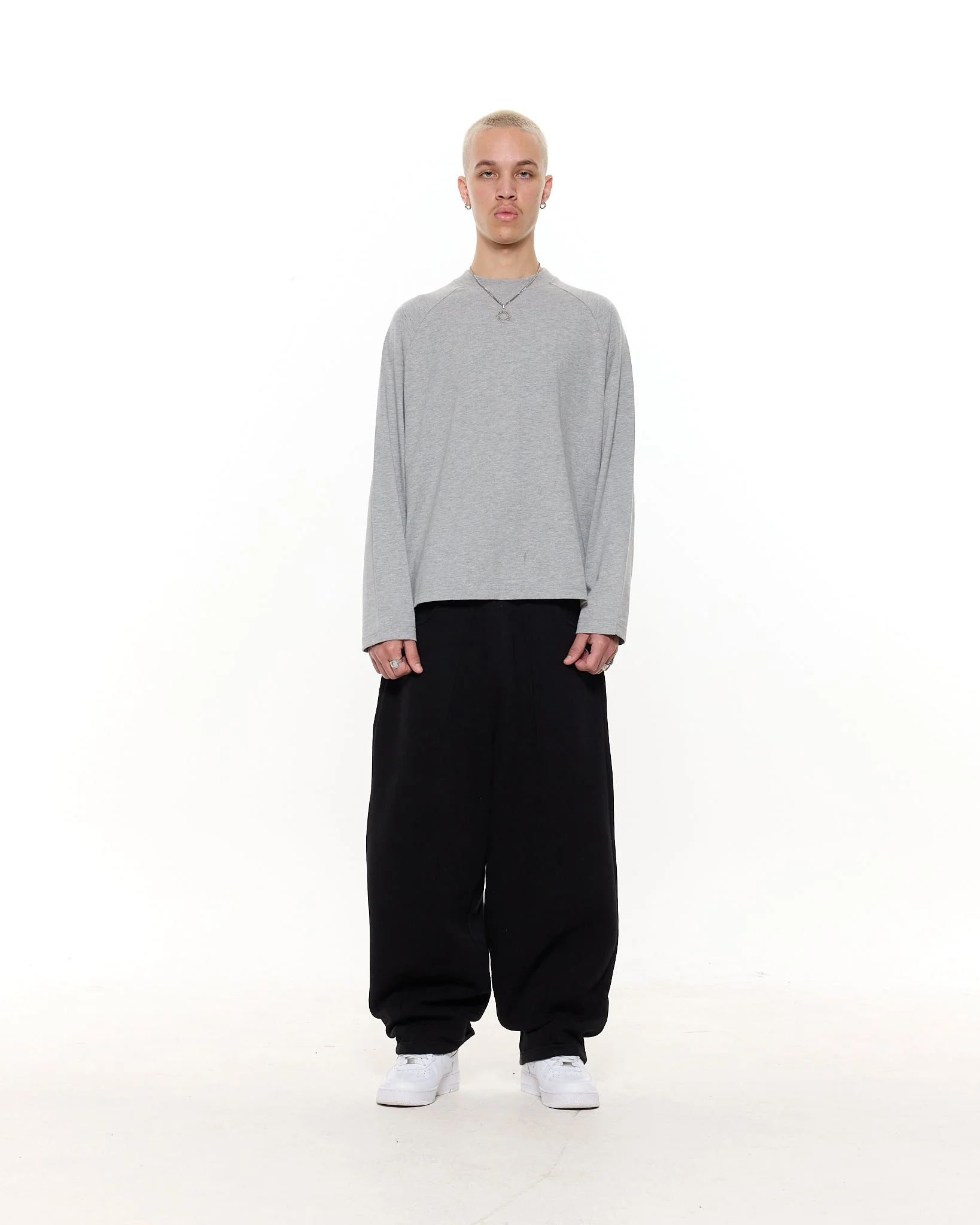 Long Sleeve T-Shirt - Grey - Image 5