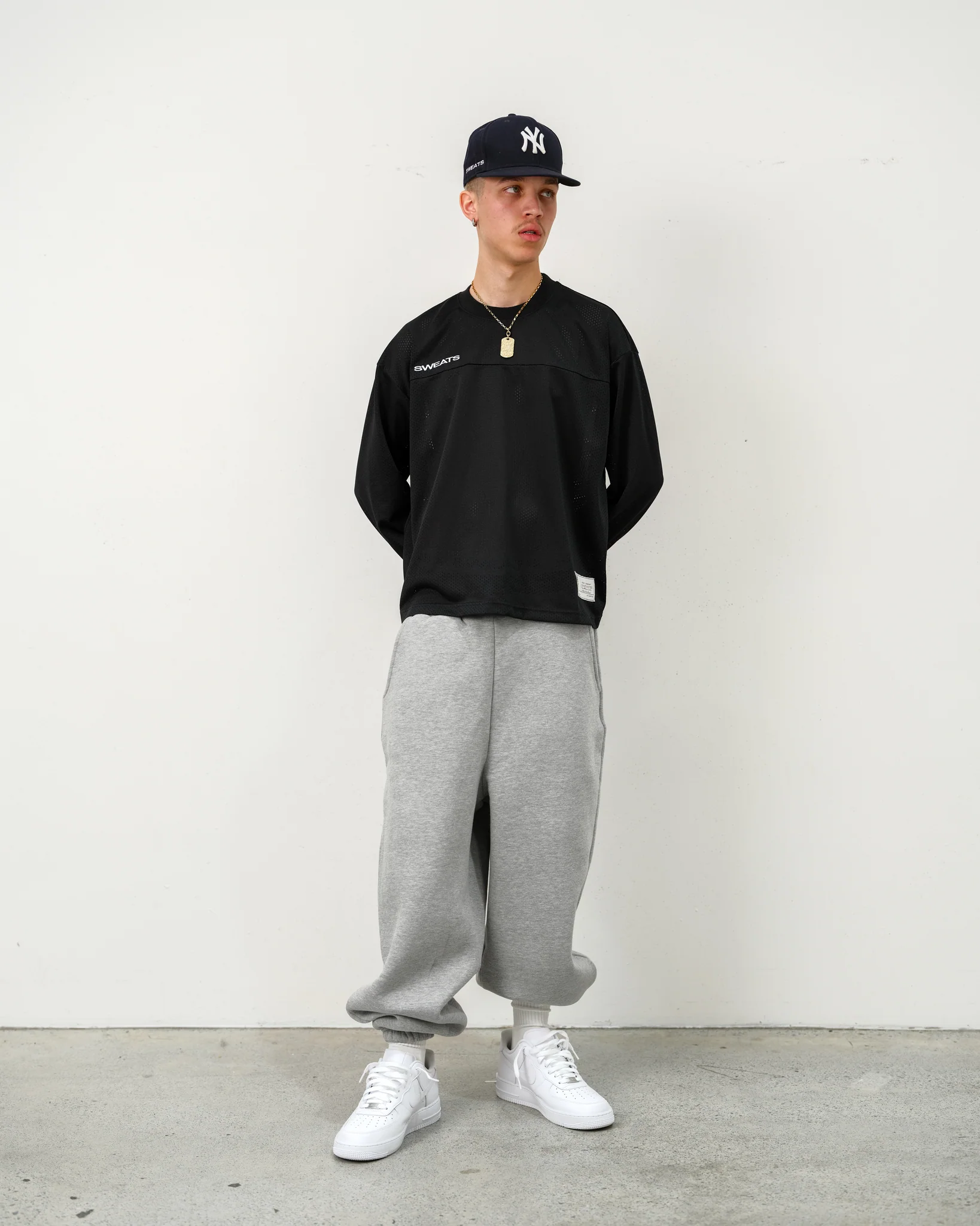 MESH LS T-SHIRT - BLACK - Image 9