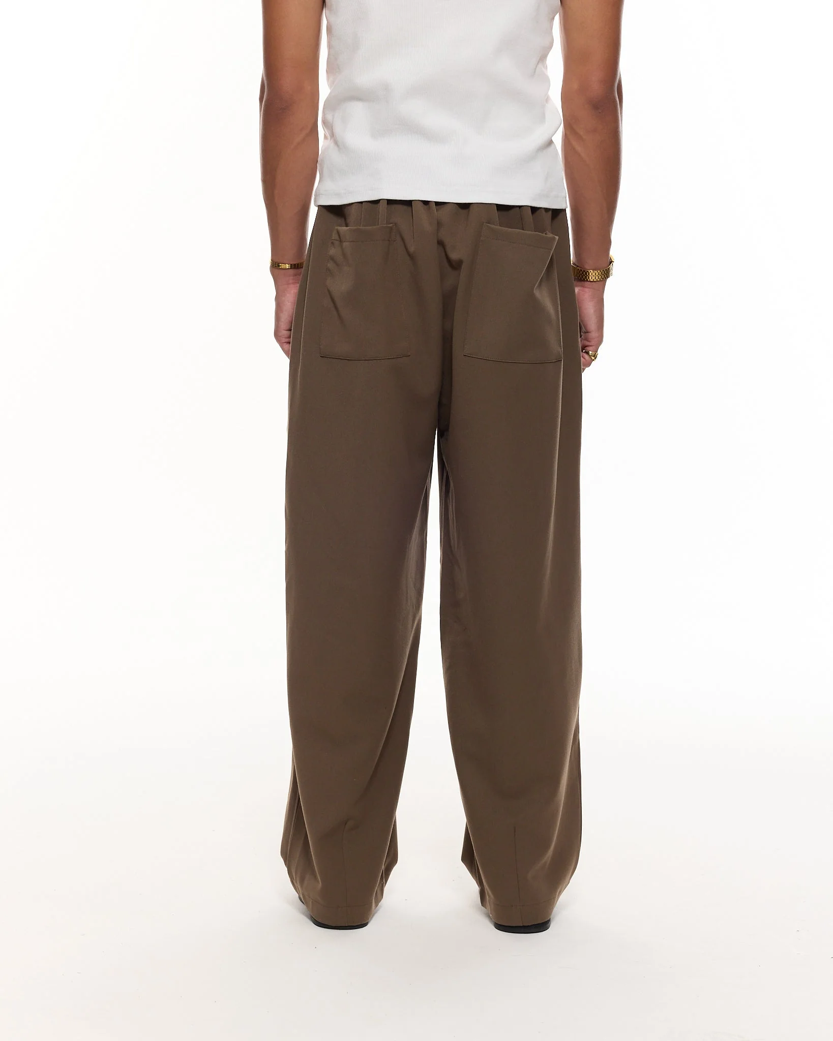 PLEATED PANT - BROWN - Image 7