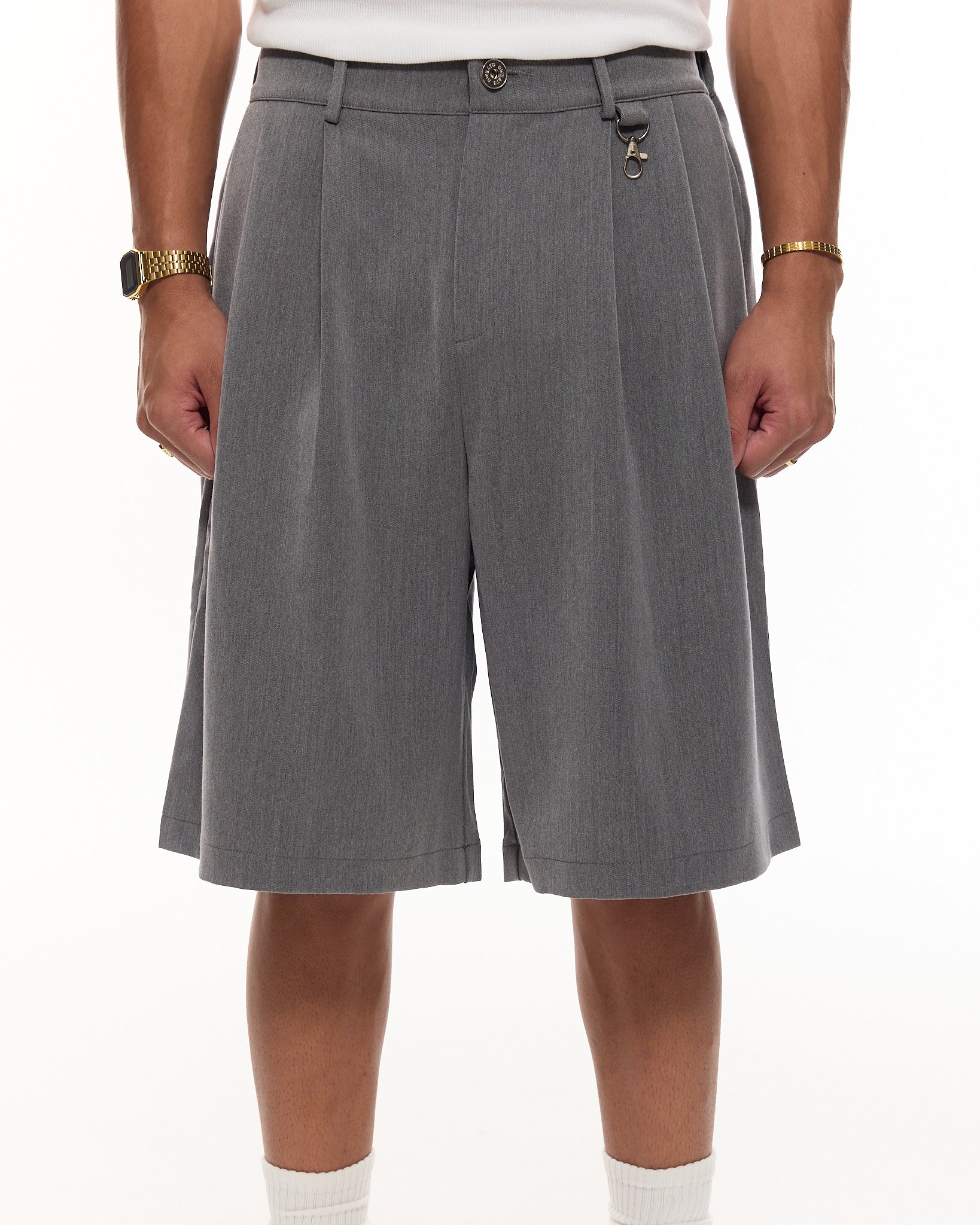 PLEATED SHORT - GREY - Image 4