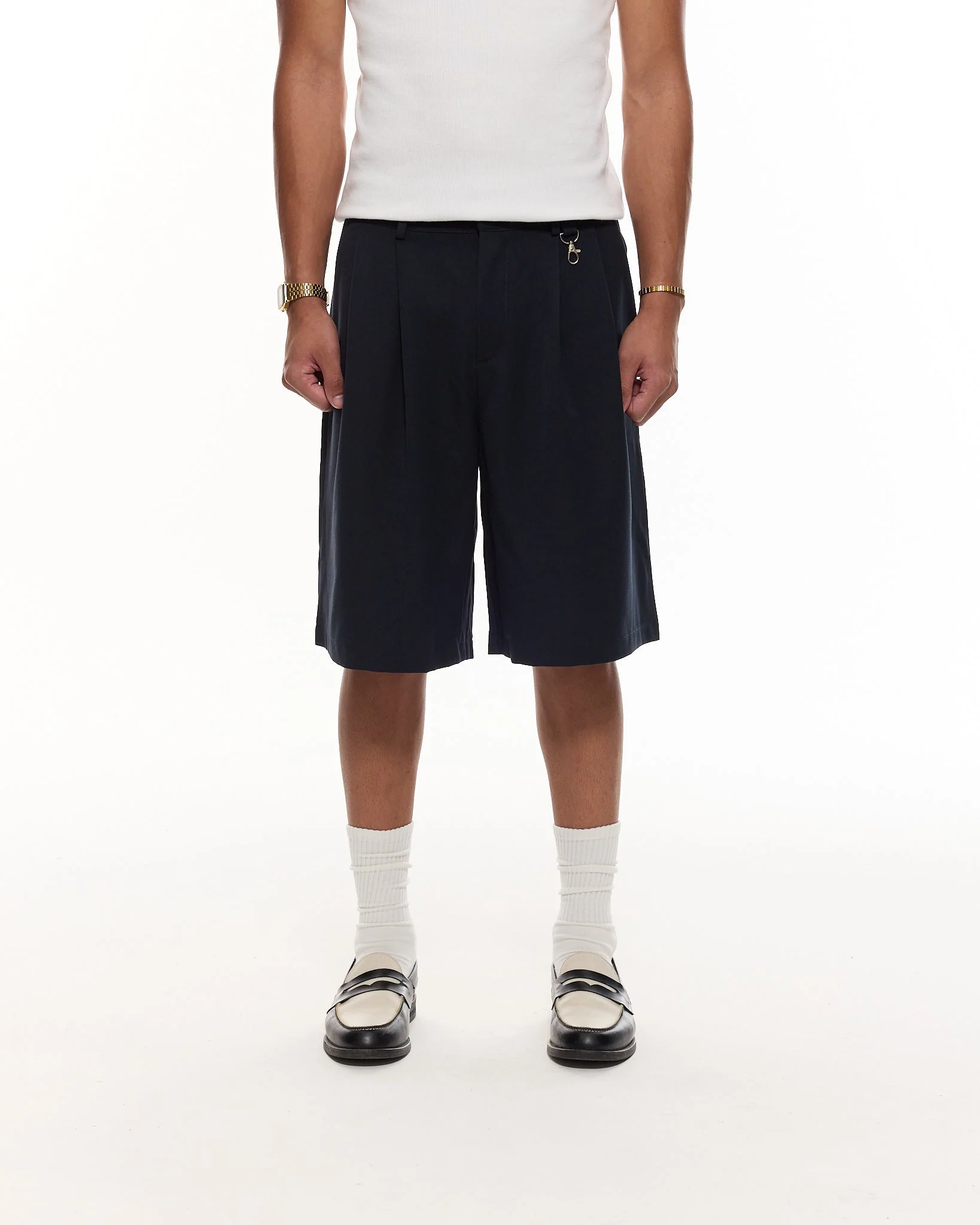 PLEATED SHORT - NAVY - Image 4